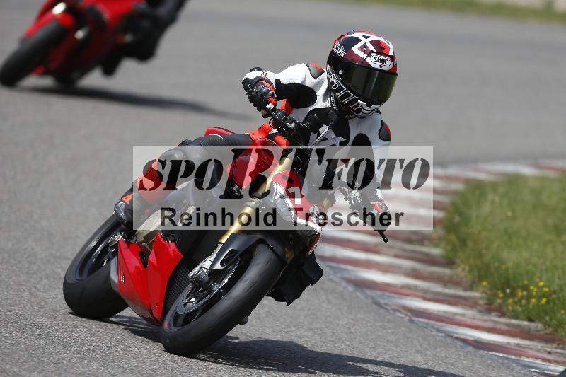 /27 12.06.2025 Ducati Schweiz Trackday Warmup  ADR/blau-bleu/19-1